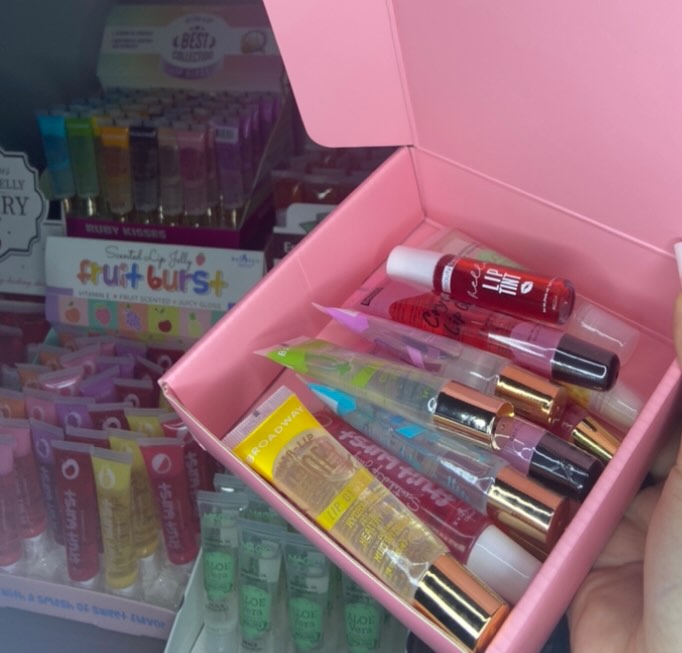 🫧 Lip Gloss Box